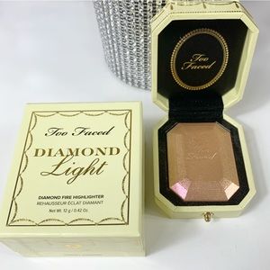 Too Faced DIAMOND HIGHLIGHTER - CANARY DIAMOND